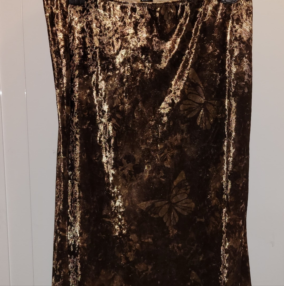 Elegant Brown Velvet Skirt